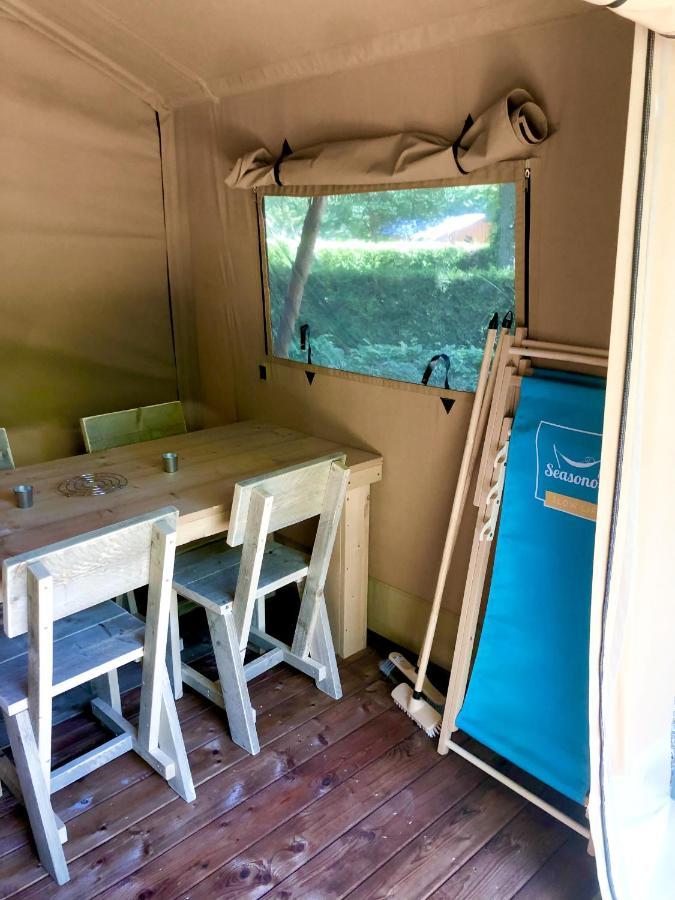 Camping Etang Des Bois Vieilles-Maisons-sur-Joudry Eksteriør bilde
