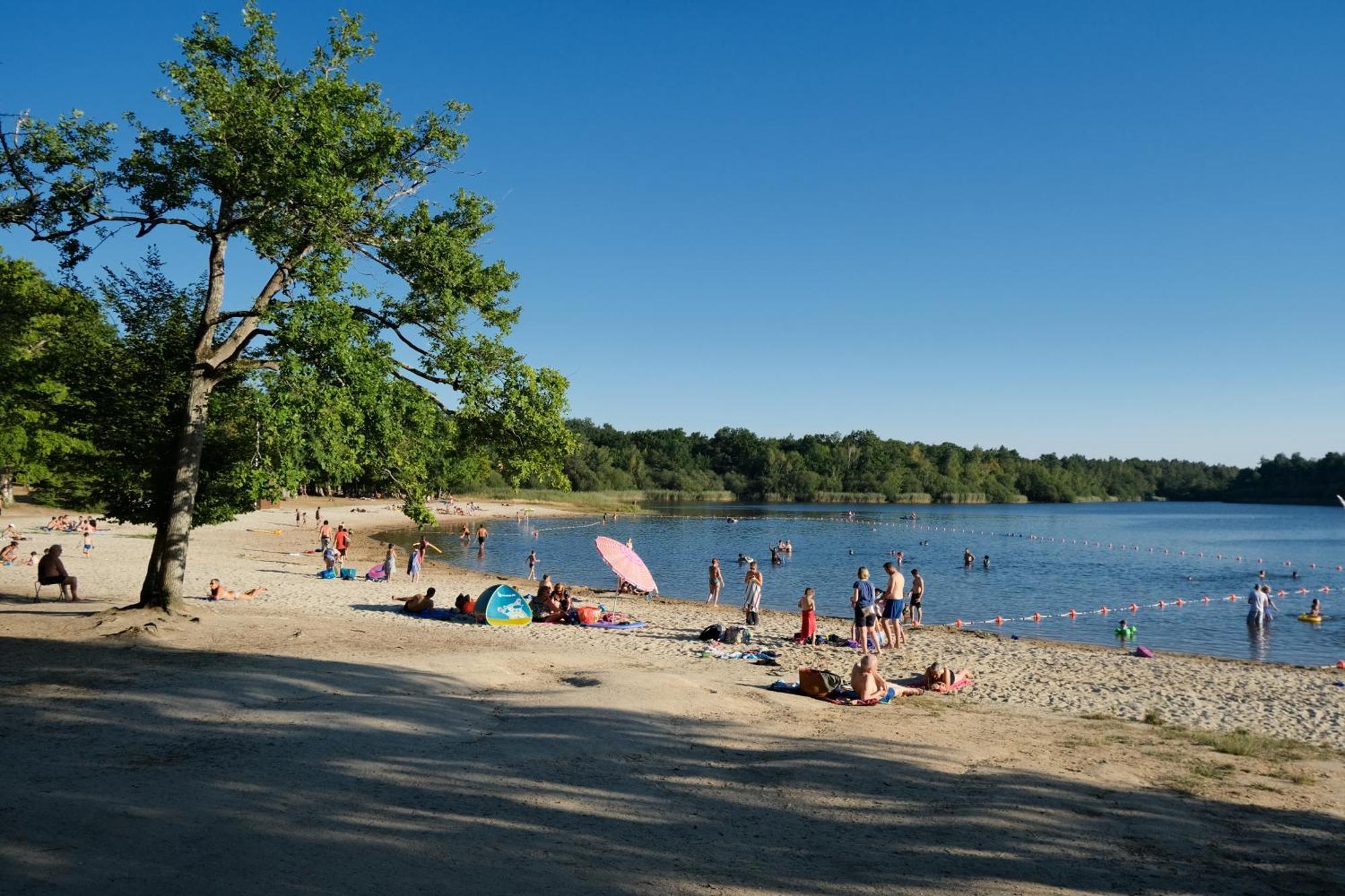 Camping Etang Des Bois Vieilles-Maisons-sur-Joudry Eksteriør bilde
