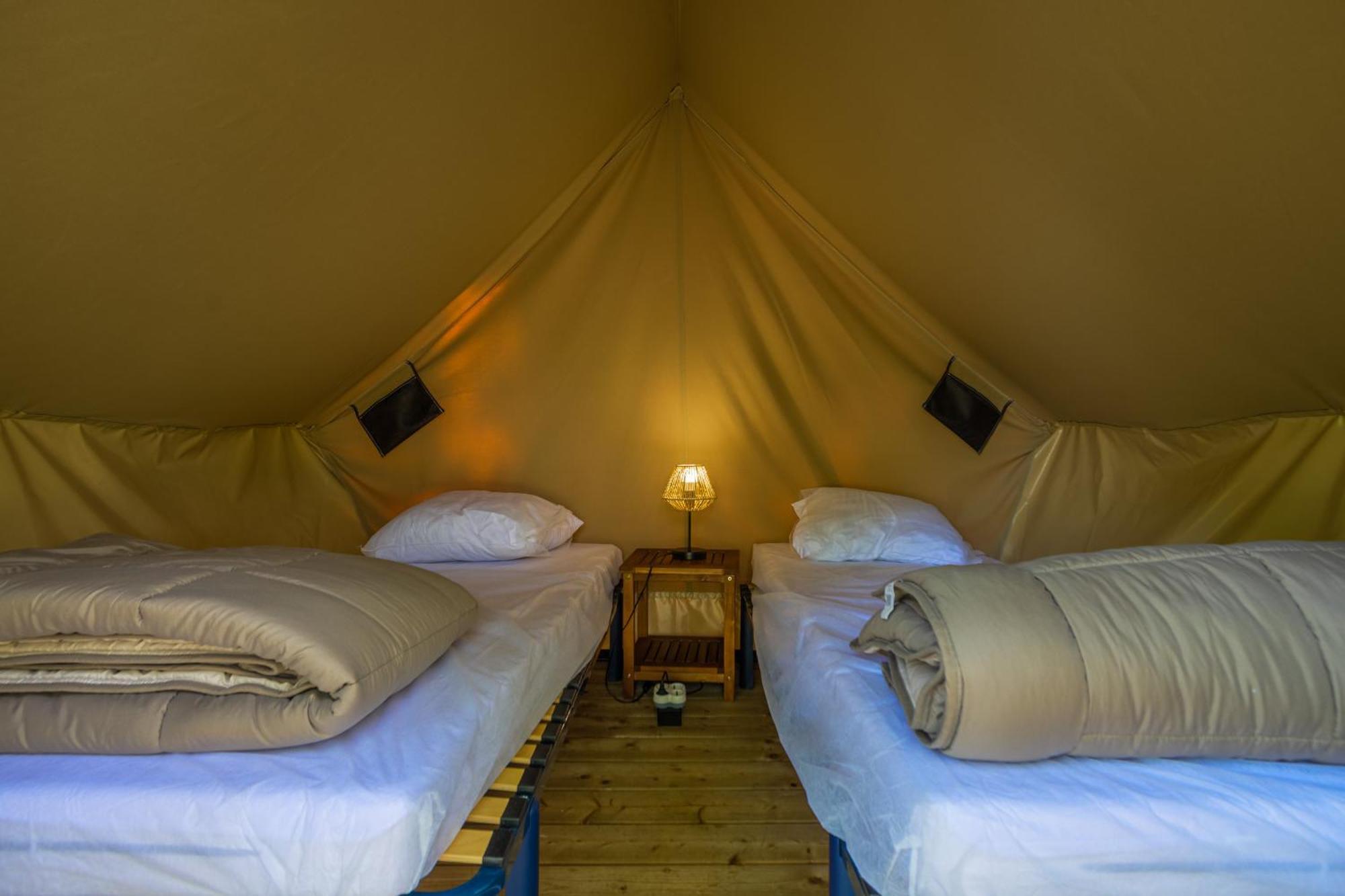 Camping Etang Des Bois Vieilles-Maisons-sur-Joudry Eksteriør bilde